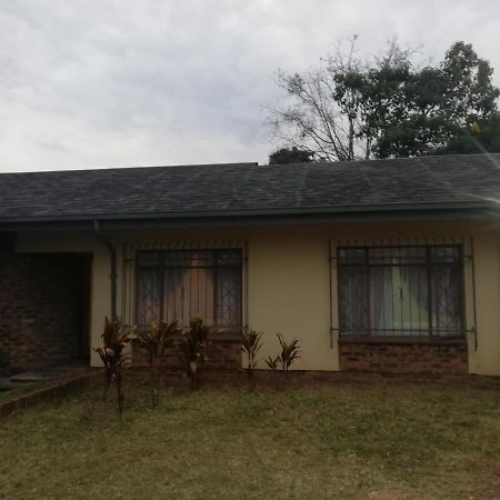 Mandulia Guest House Mbombela Exteriör bild